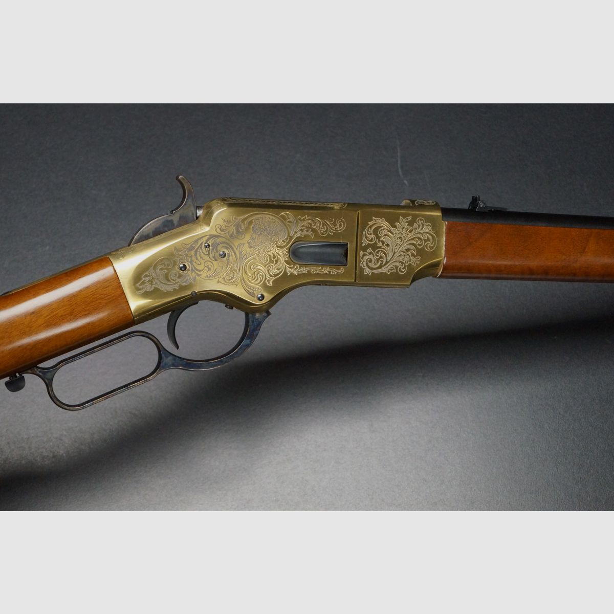 Uberti 1866 Yellowboy gravé 150e anniversaire, image 3 sur 6