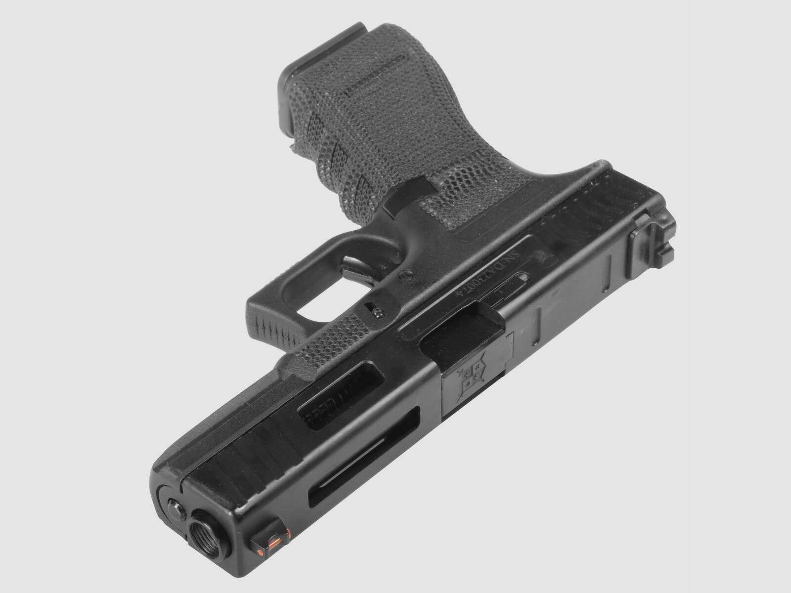 P01 GBB Airsoft Pistole in Schwarz | Delta Armory