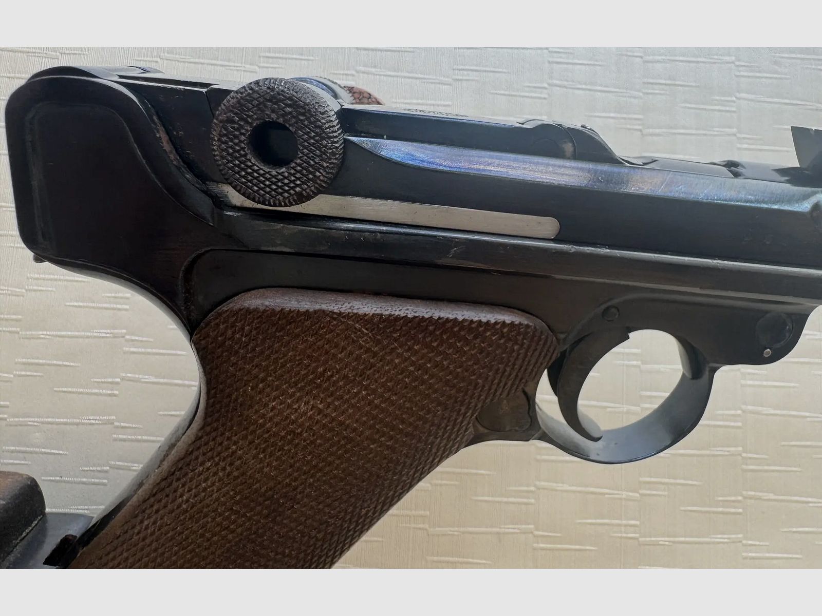 DWM P08 Artillerie – Lange Pistole 08 Modell 1915 mit Anschlagschaft