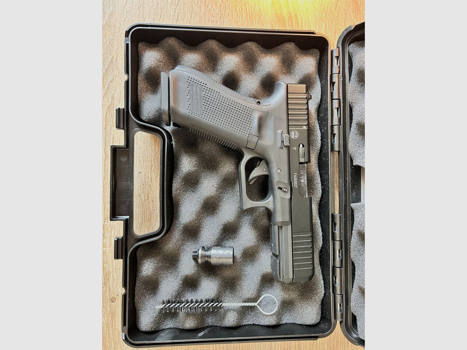 Glock 17 Gen. 5 Schreckschusspistole Umarex