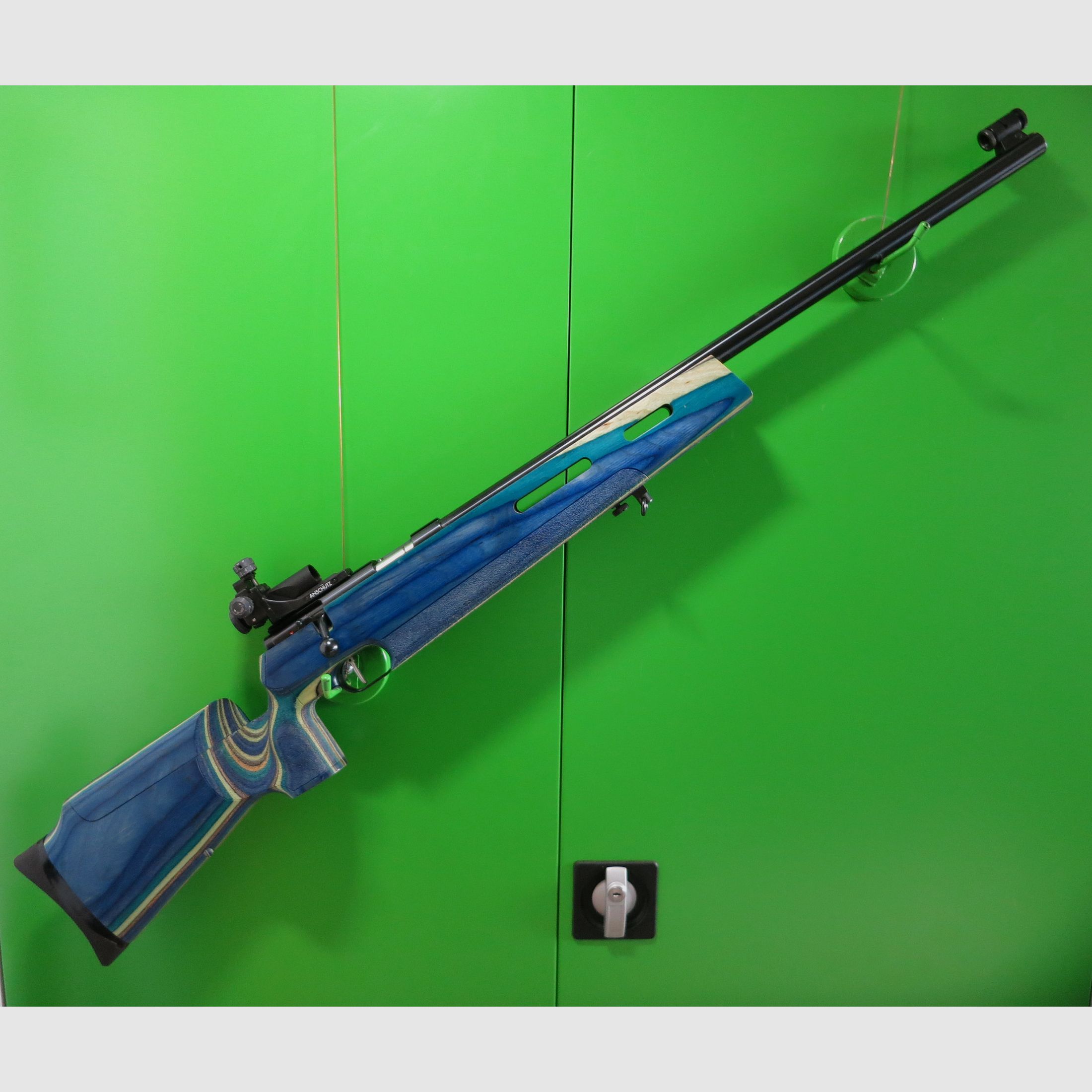 Weihrauch HW 660 M (Match) Sondermodell Colour .22lr       #56