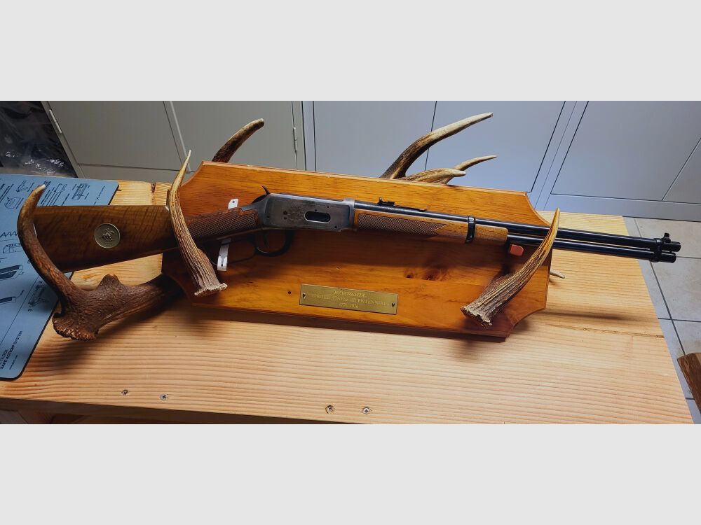 Winchester 1874 Modèle Anniversaire 1776-1976