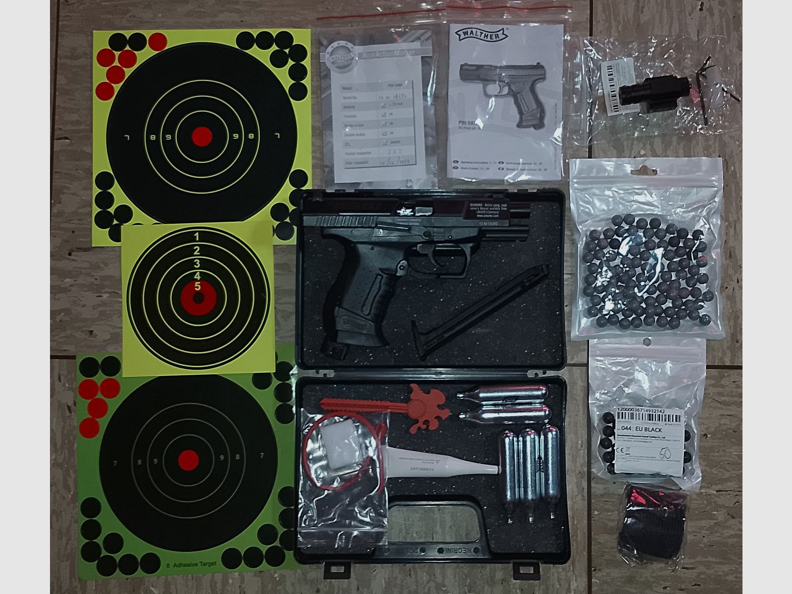 Walther P99 RAM mit Zubehör Laser Koffer Zielscheiben  Rubberballs Polyballs Set 