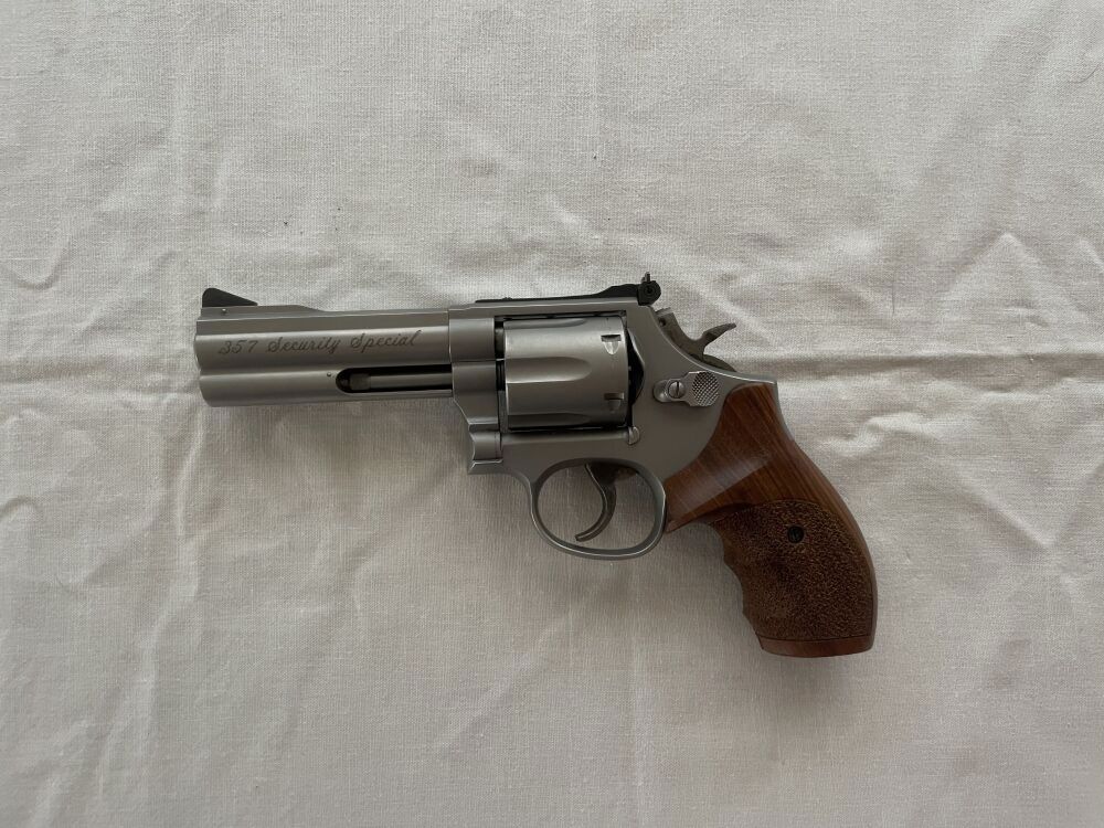 Smith & Wesson Security Special 4''