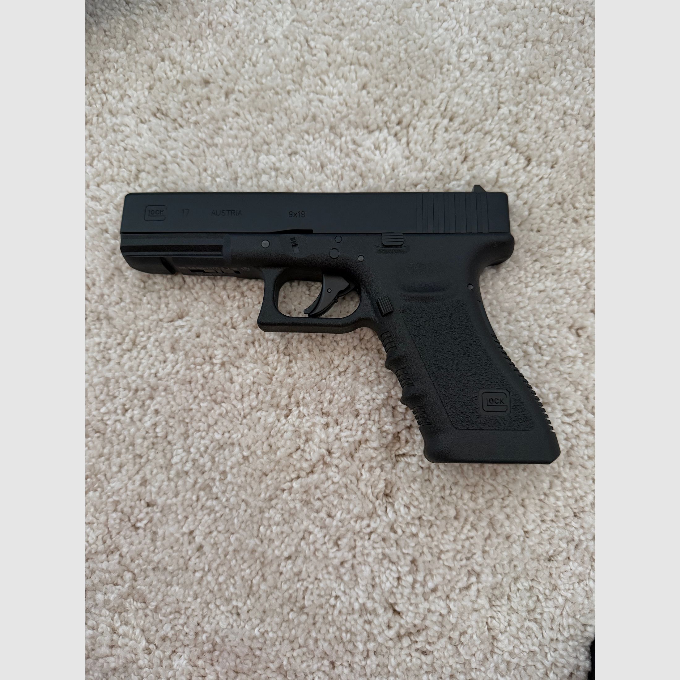 Glock 17 CO2 caliber 4.5 mm Diabolo