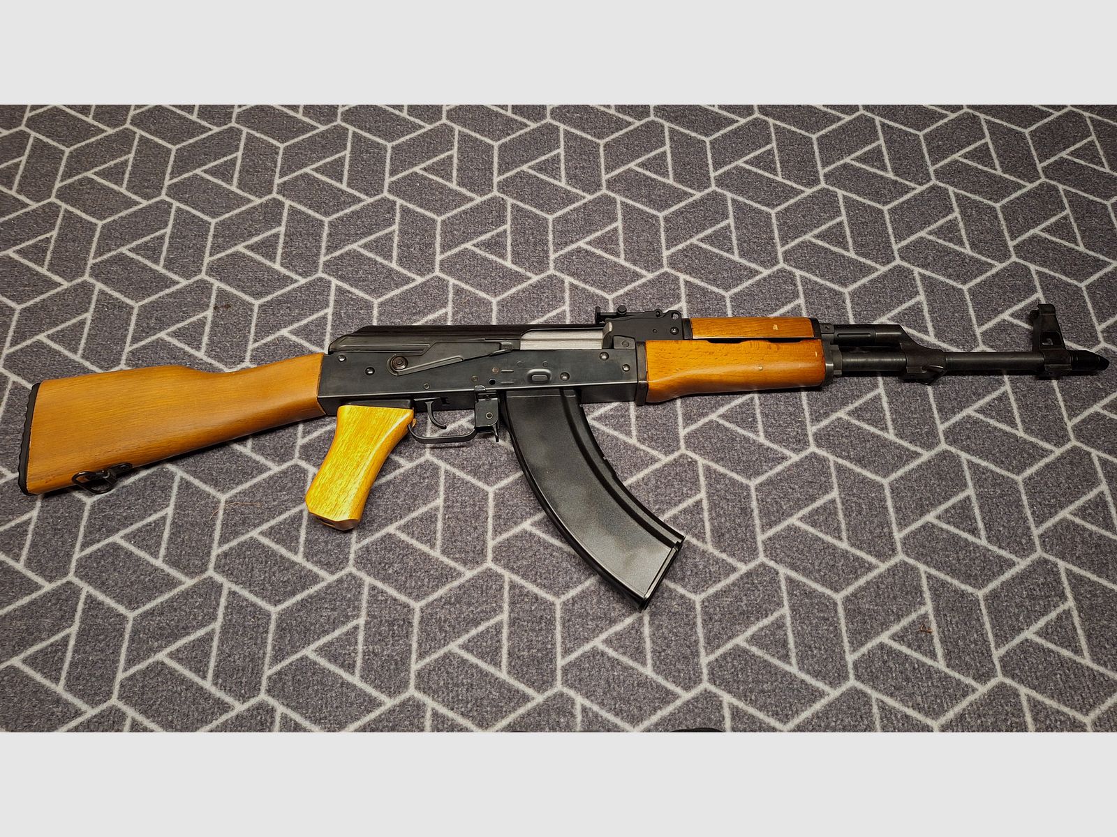 Kalashnikov AK47 CO2 rifle 4.5mm BB full metal