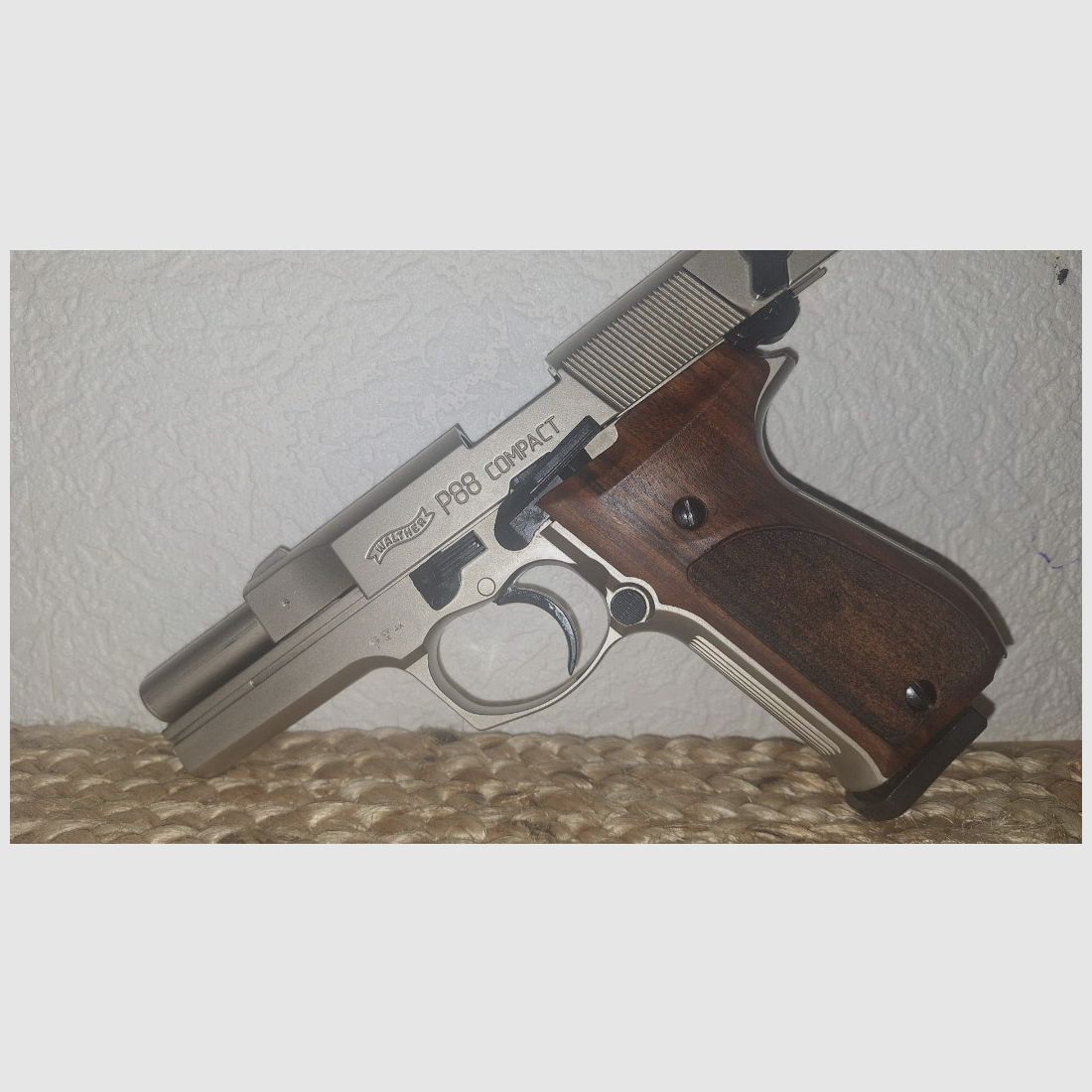 Walther P88-9