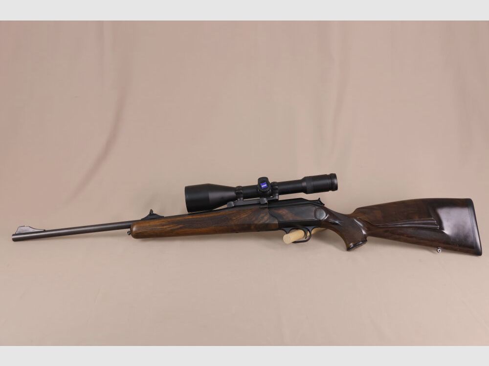 Blaser R93 Luxus // bel. Zeiss-Zielfernrohr // Holzkugel