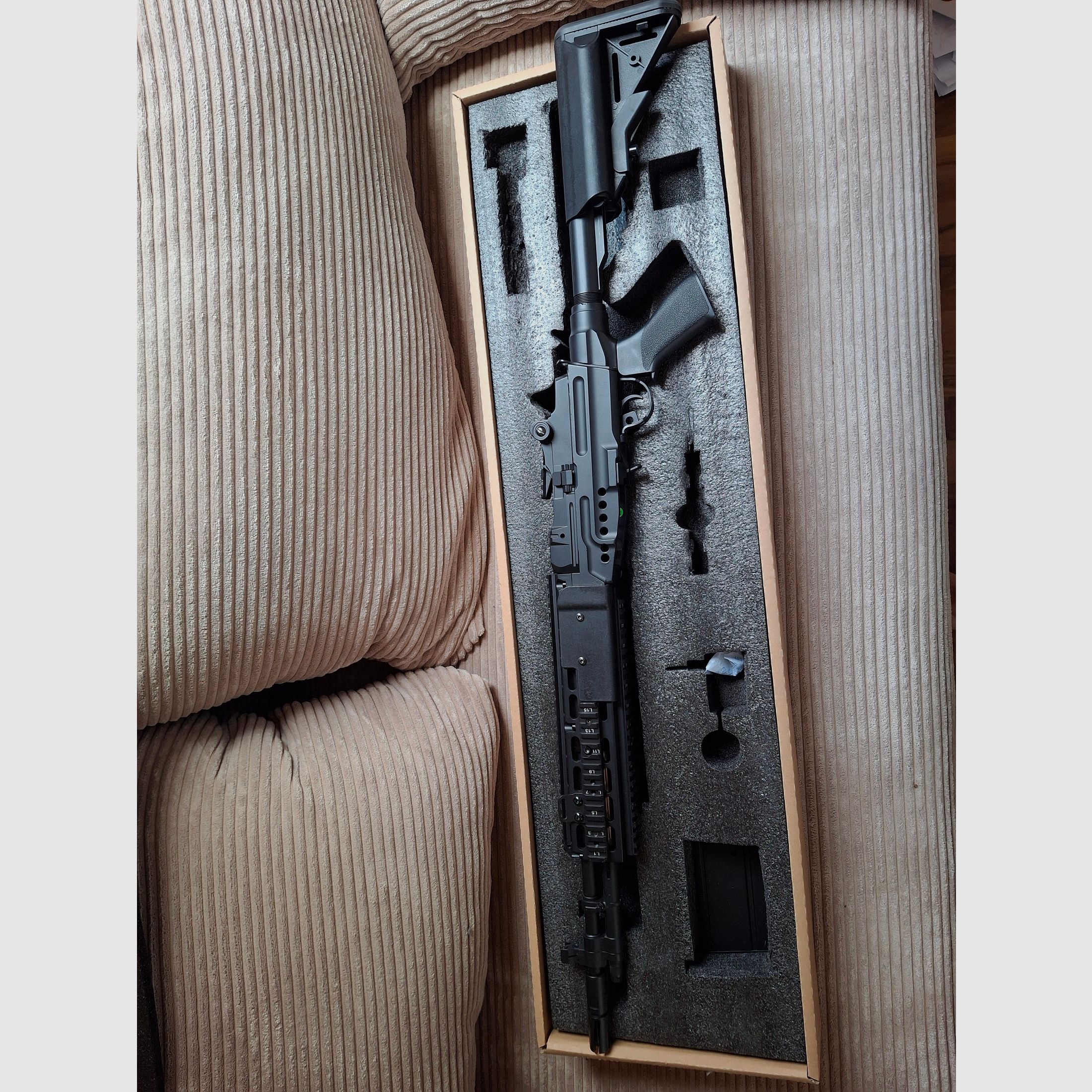 Airsoft  Gun