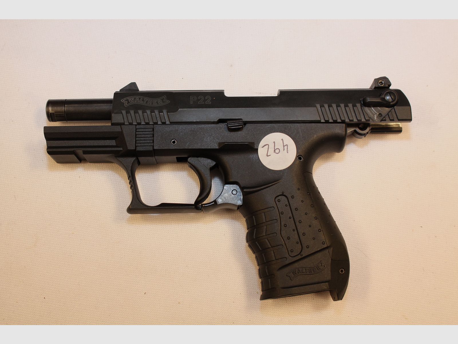 Walther P22 in caliber .22lr - without magazine.
