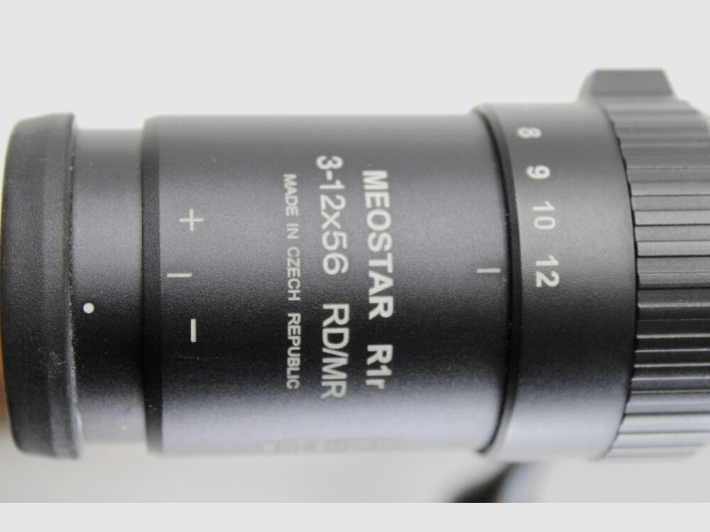 Rep. Büchse Sako 85 Varmint Kurz kannelierter Lauf Meopta 3-12x56 auf Dentl .222Rem