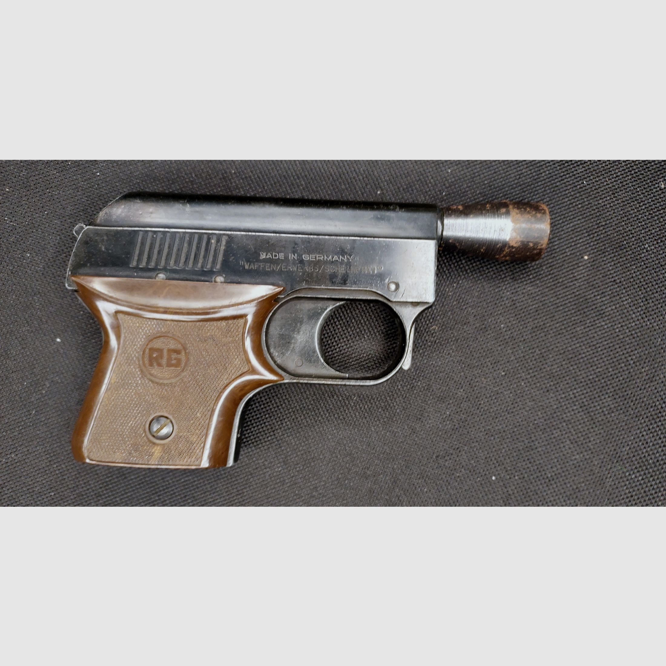 Pocket pistol RG3s - Röhm RG 3 s blank firing pistol cal. 6mm Flobert (PTB 33-69)