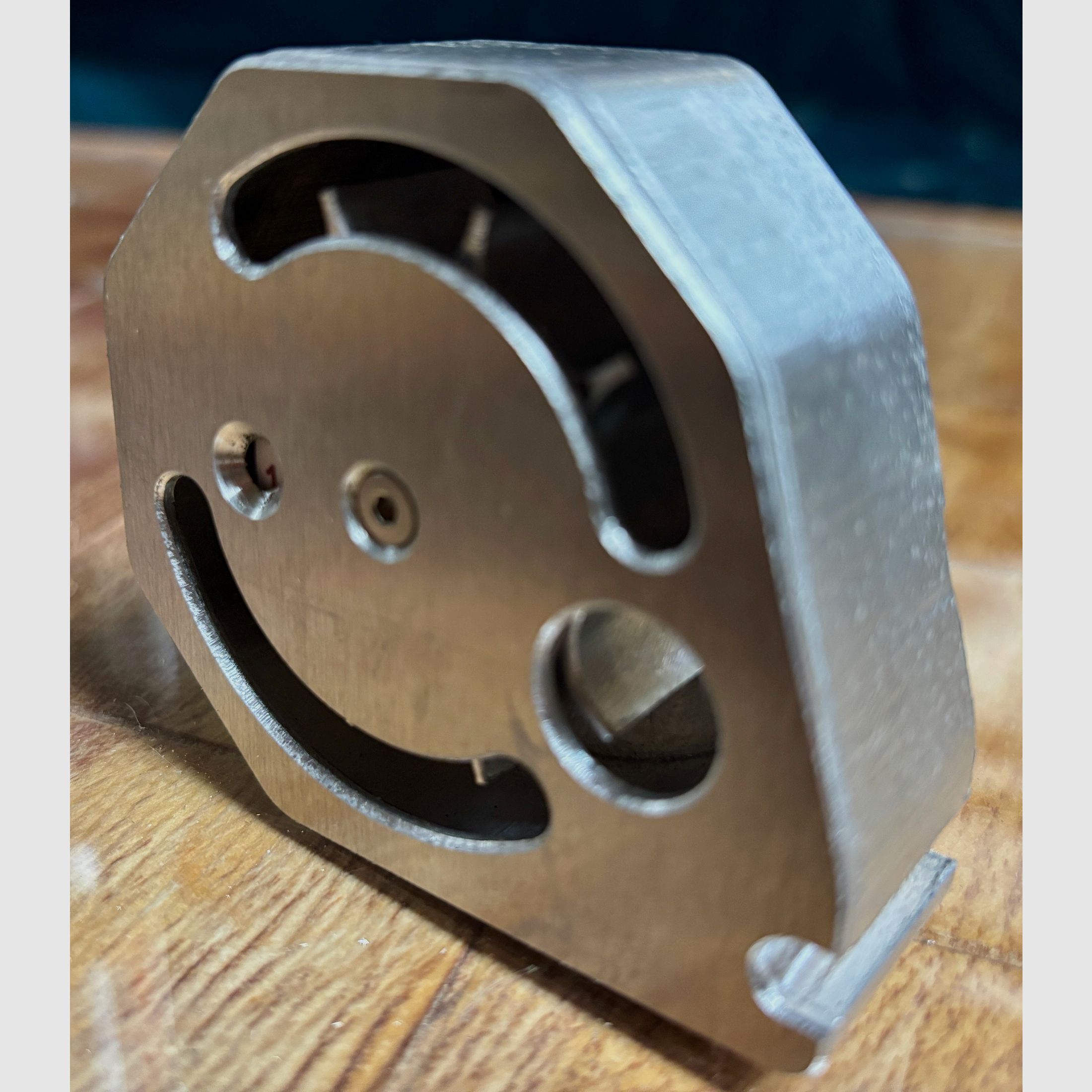 AEA Megalodon Alumagazin 10 Schuss mit Schusszähler