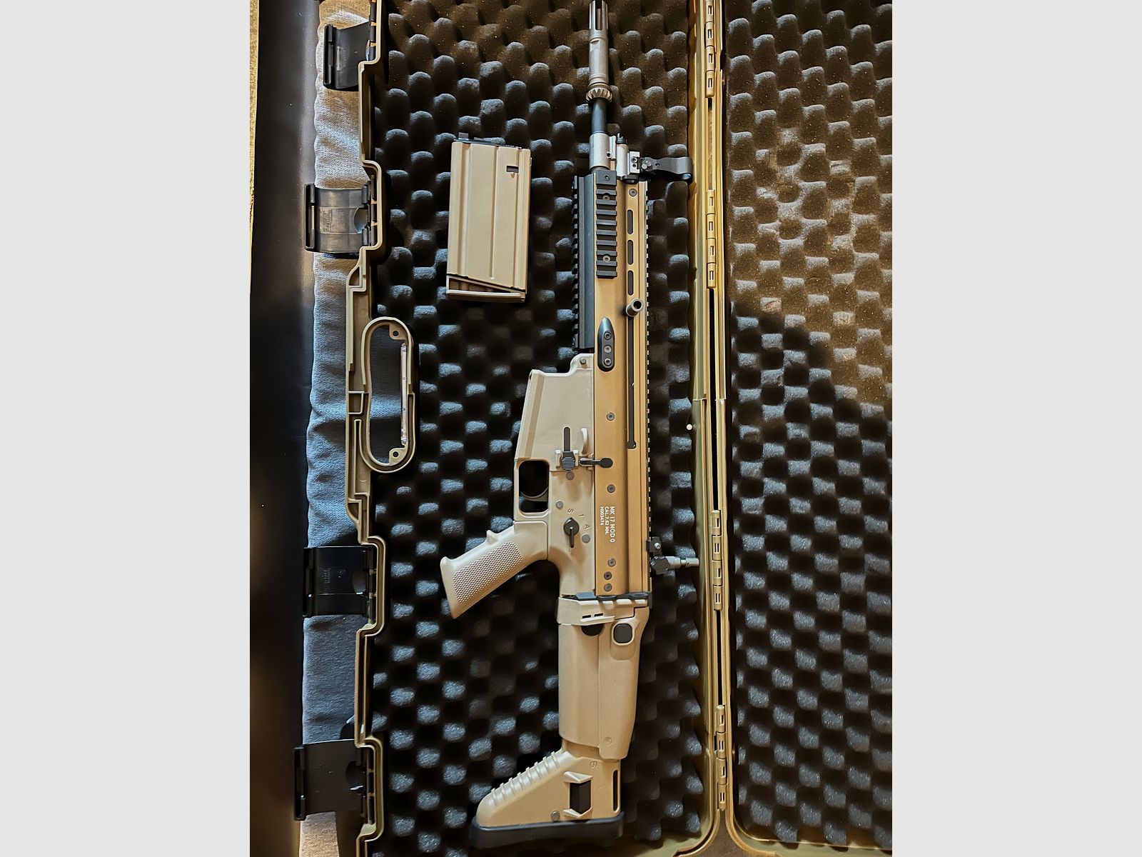 MK17 Open Bolt in Tan Airsoft