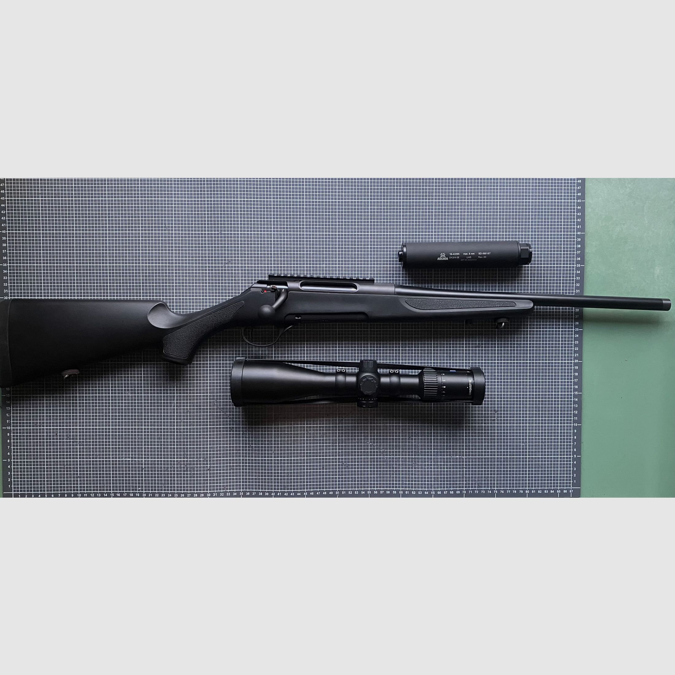 Haenel Jäger 10 Compact SD + Zeiss 3-12x56 + Schalldämpfer Jungjägerpacket Waffenschrank