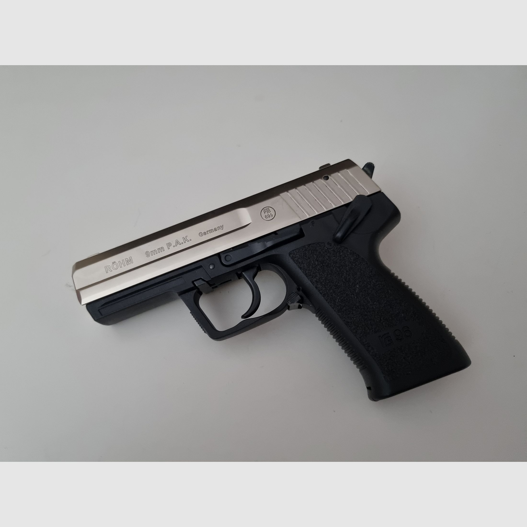 Röhm RG 96  9mm  SSW