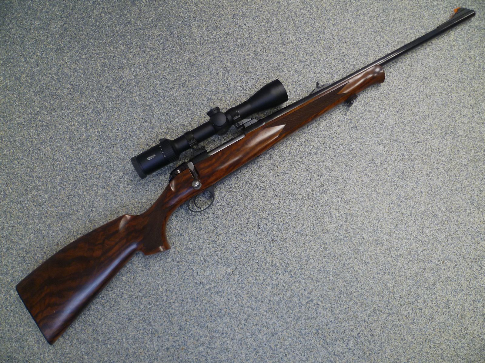 Repeater rifle Antonio Zoli Taiga .308 Win.