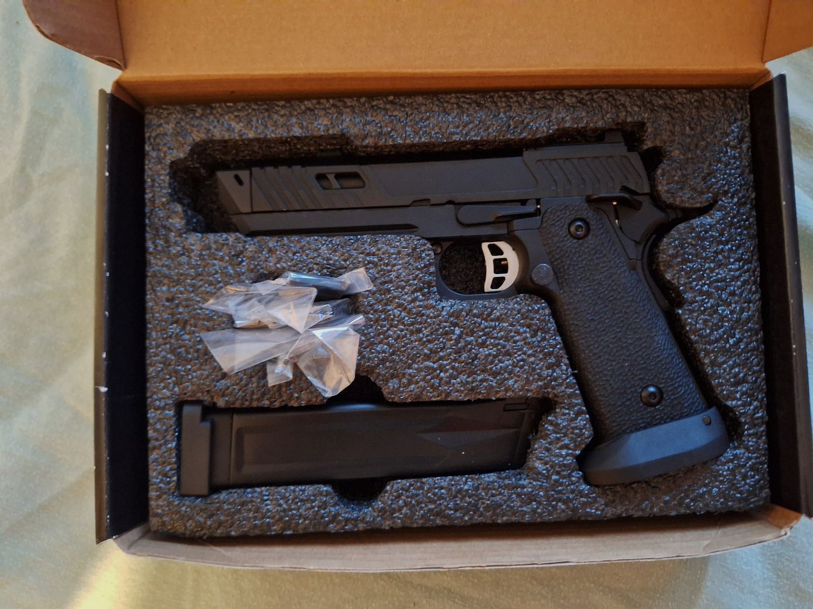 KLI Hi-Capa 4.3 Dark Viper Vollmetall GBB 6mm BB schwarz