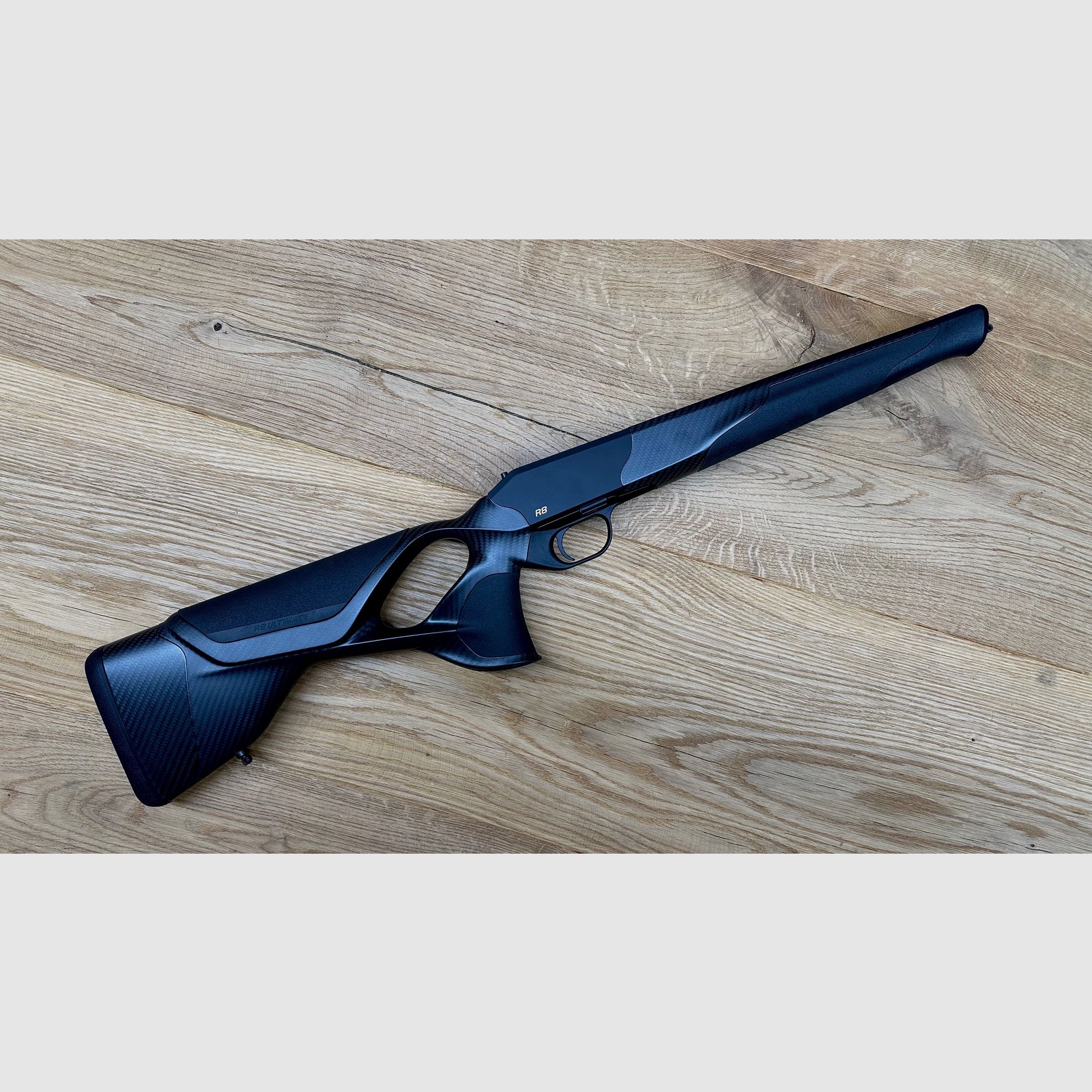 Blaser R8 Ultimate Carbon calcio con custodia/sistema // Manico sinistro // Solo 1,3 kg di peso