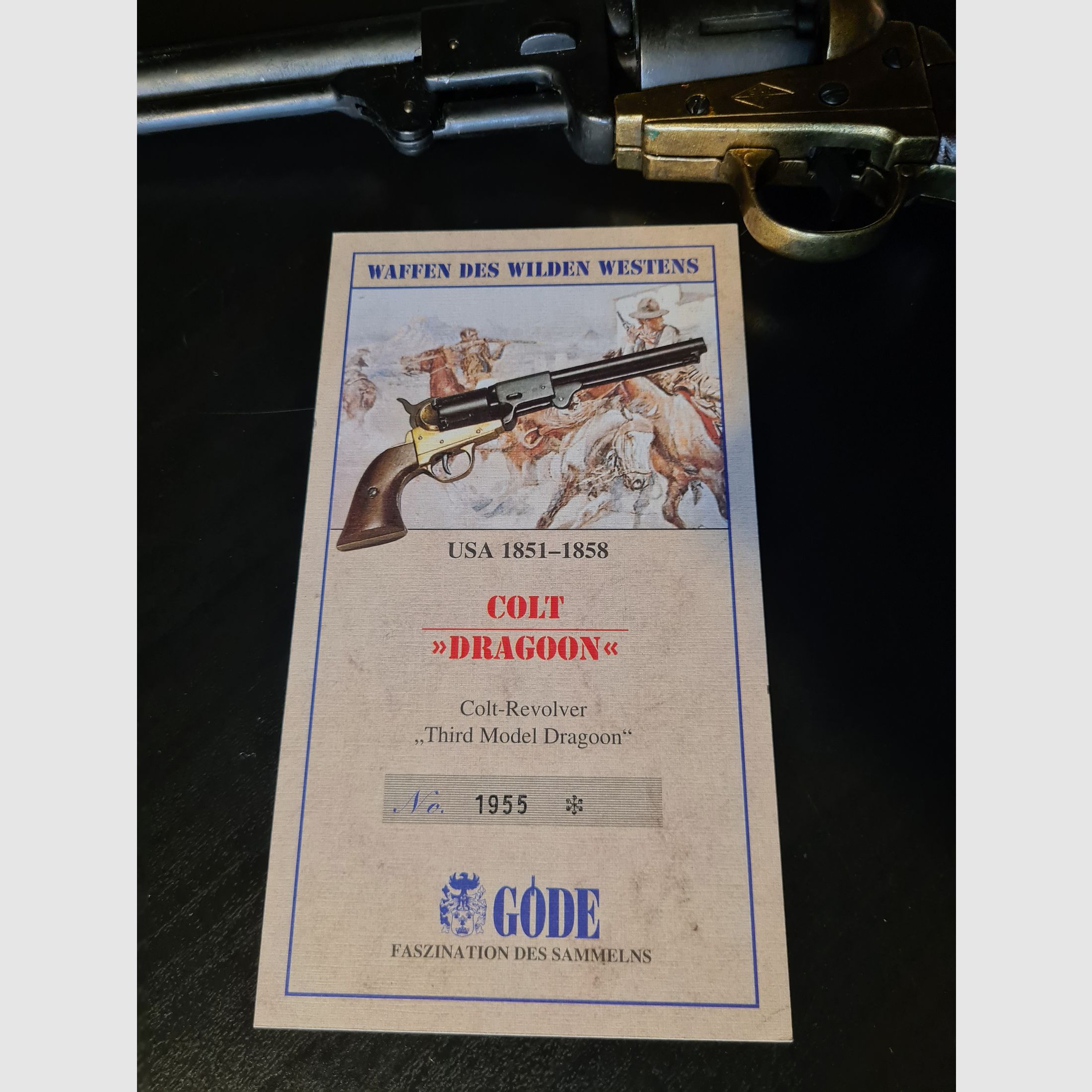 Colt Dragoon Dekowaffe