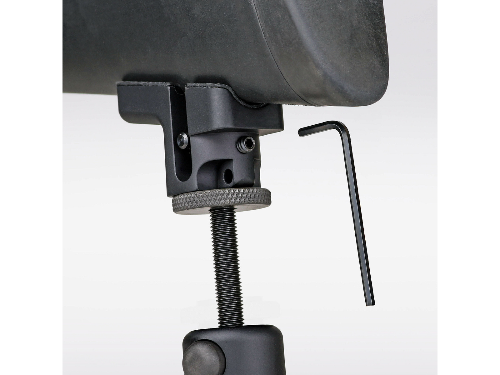 Atlas Bipod, Accu-Shot	 BT01-QK, BT Monopod Standard-Height Accu-Shot Sling Stud, für Riemenbügelöse