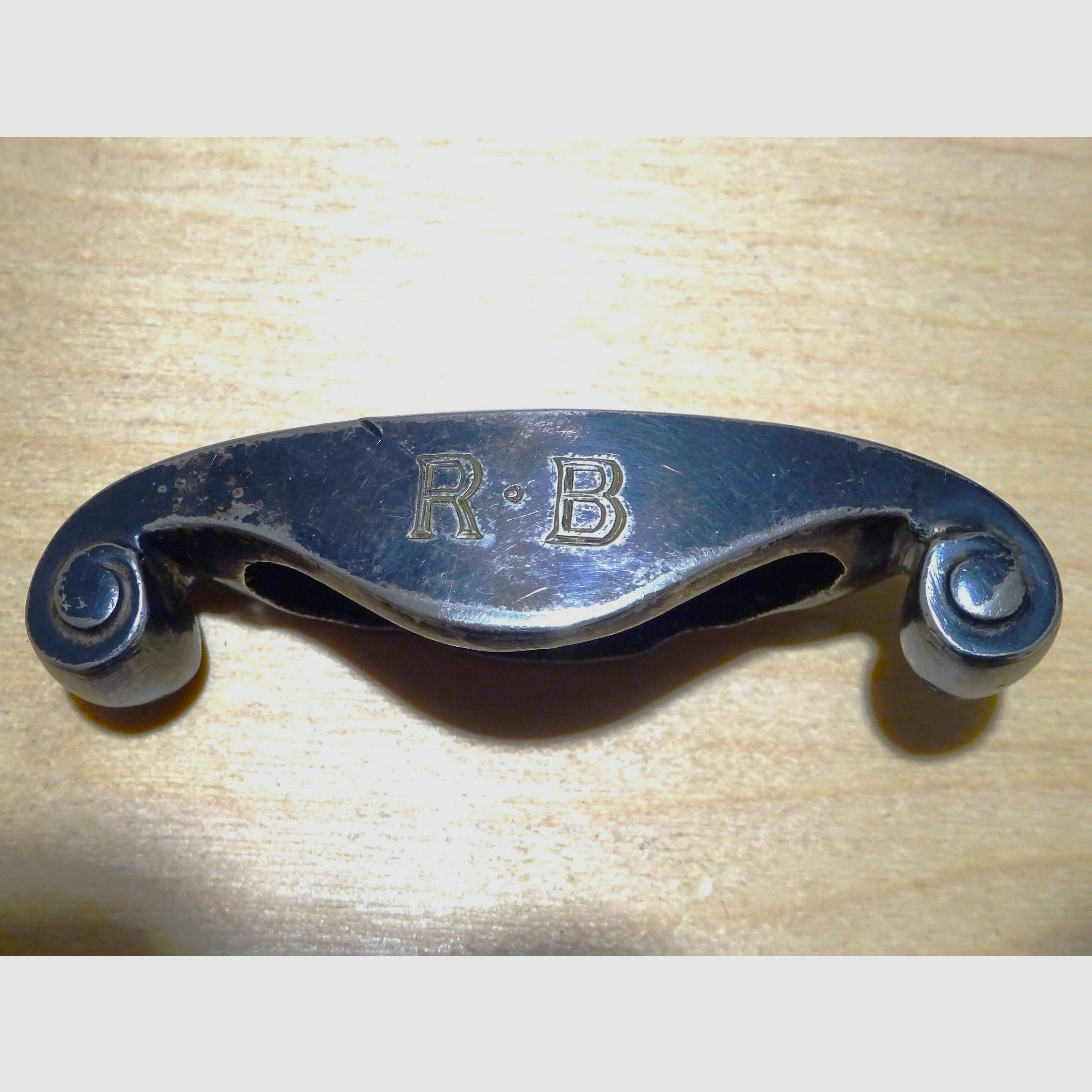 Original Parierstange für Heeres Offiziersdolch HOD der Wehrmacht, 2. WK, zu verkaufen.