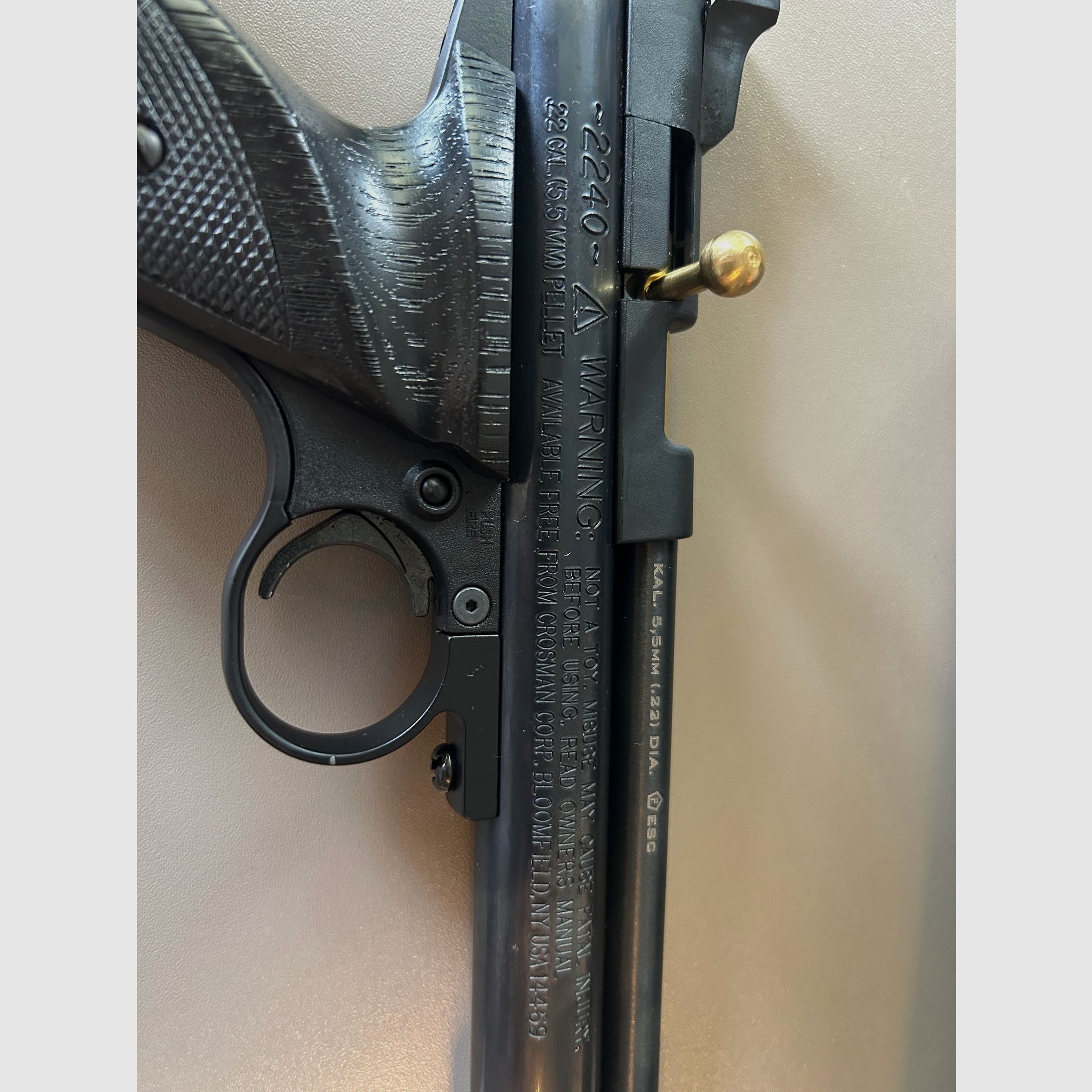 Crosman Modell 2240 - 5,5 mm Diabolo Co2-Pistole