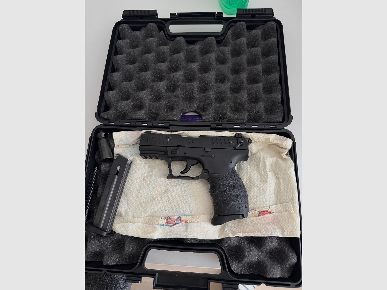 Walther p22q blank cartridge pistol met extra magazine