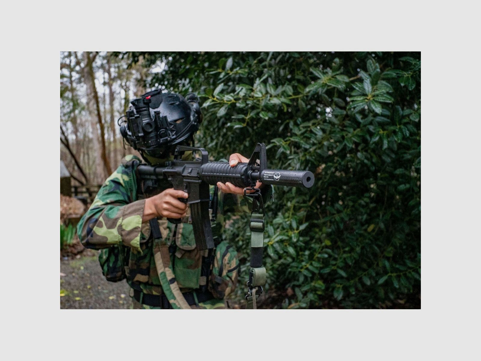 Stingray APKALLU S9 Silenciador de Airsoft de Fibra de Carbono con Reducción de Ruido | 14 mm CCW