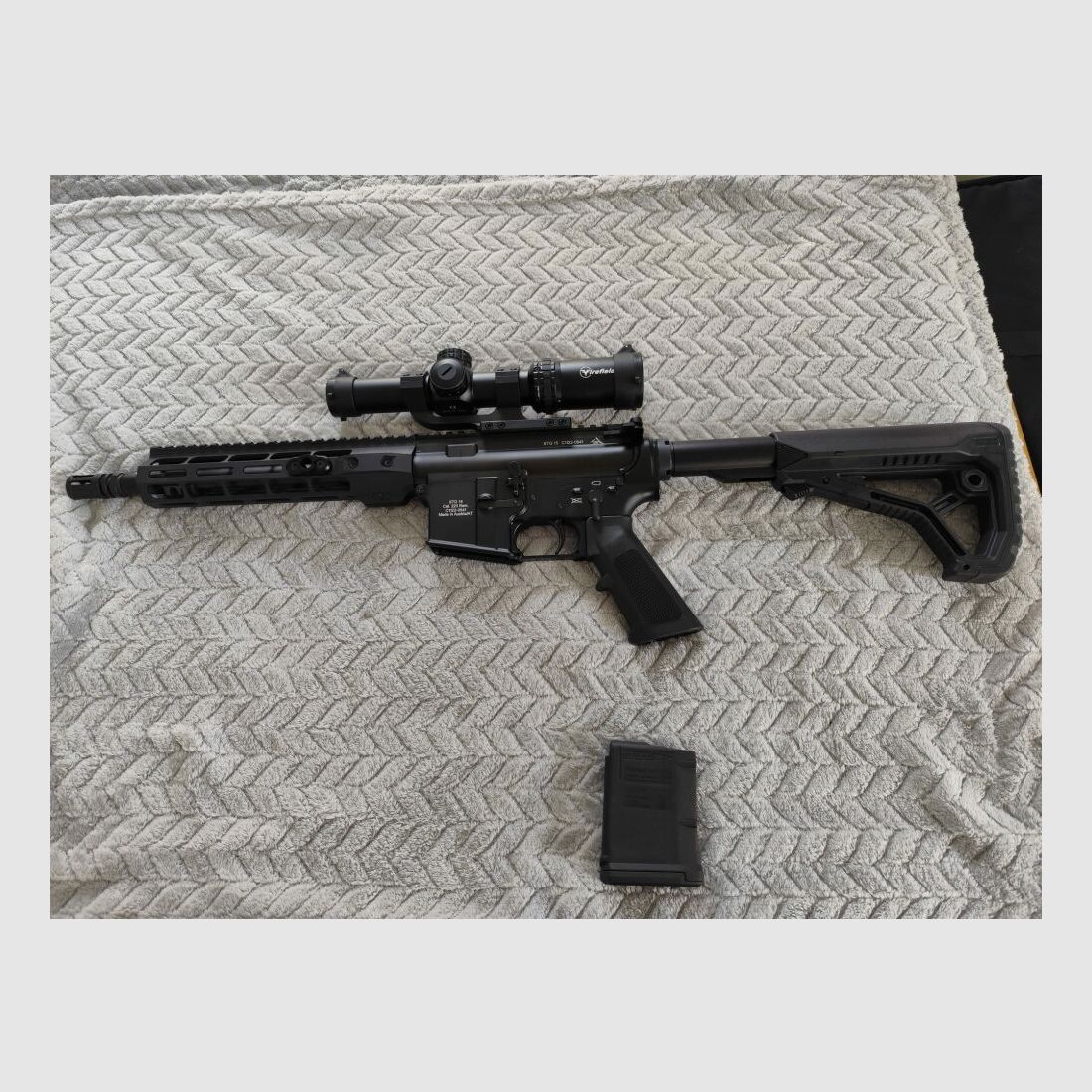 ALPEN ARMS STG15C, cal. .223 Rem, AR15-style, 10.5" barrel semi-automatic rifle in AR15 style with short 10.5" barrel incl. ZF Firefield Rapidstrike 1-6x24