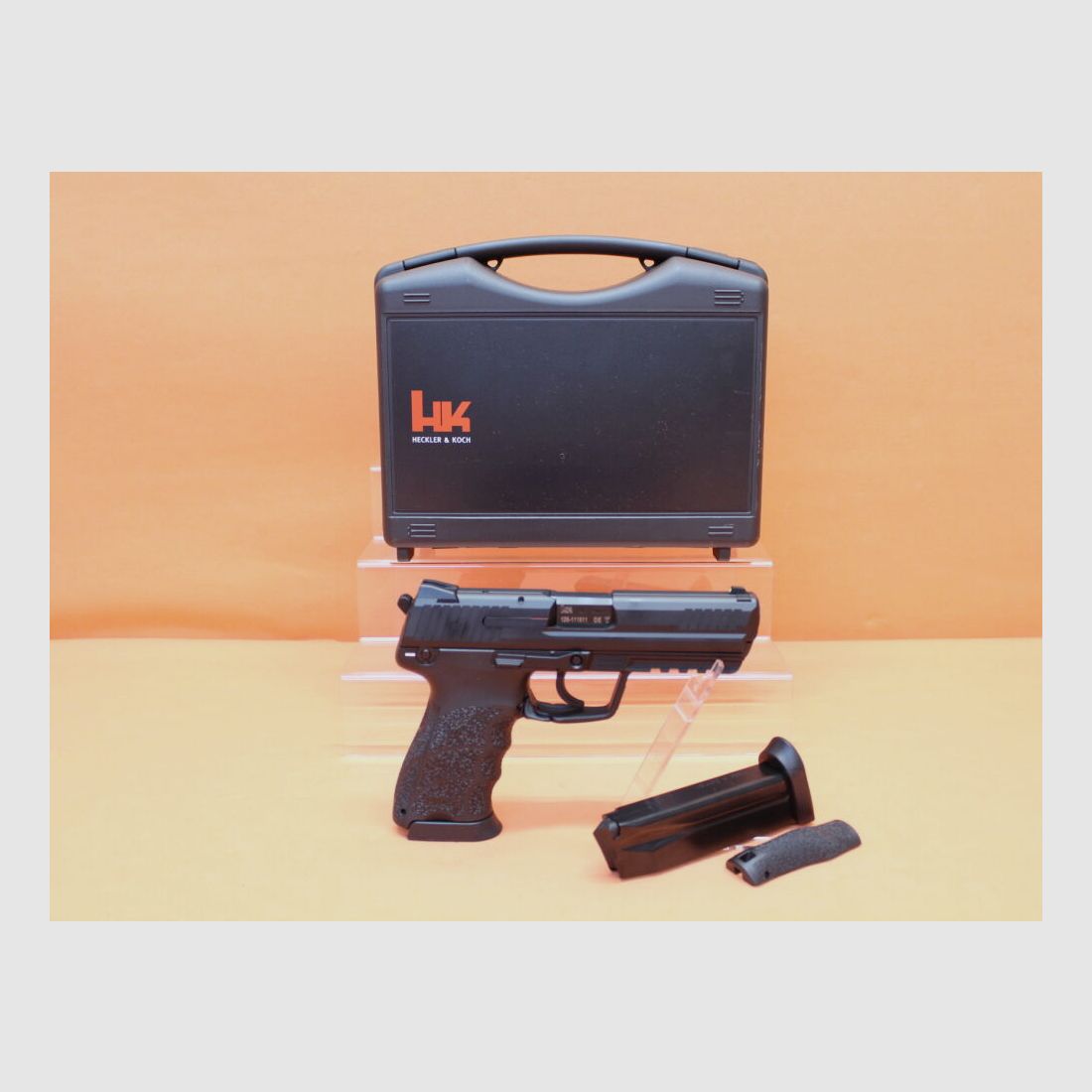 Heckler&Koch Ha.Pistool .45Auto Heckler&Koch HK45 Volledige Maat (V1) 113mm Polygonloop/ 3-Dot Richtkijker (.45ACP)