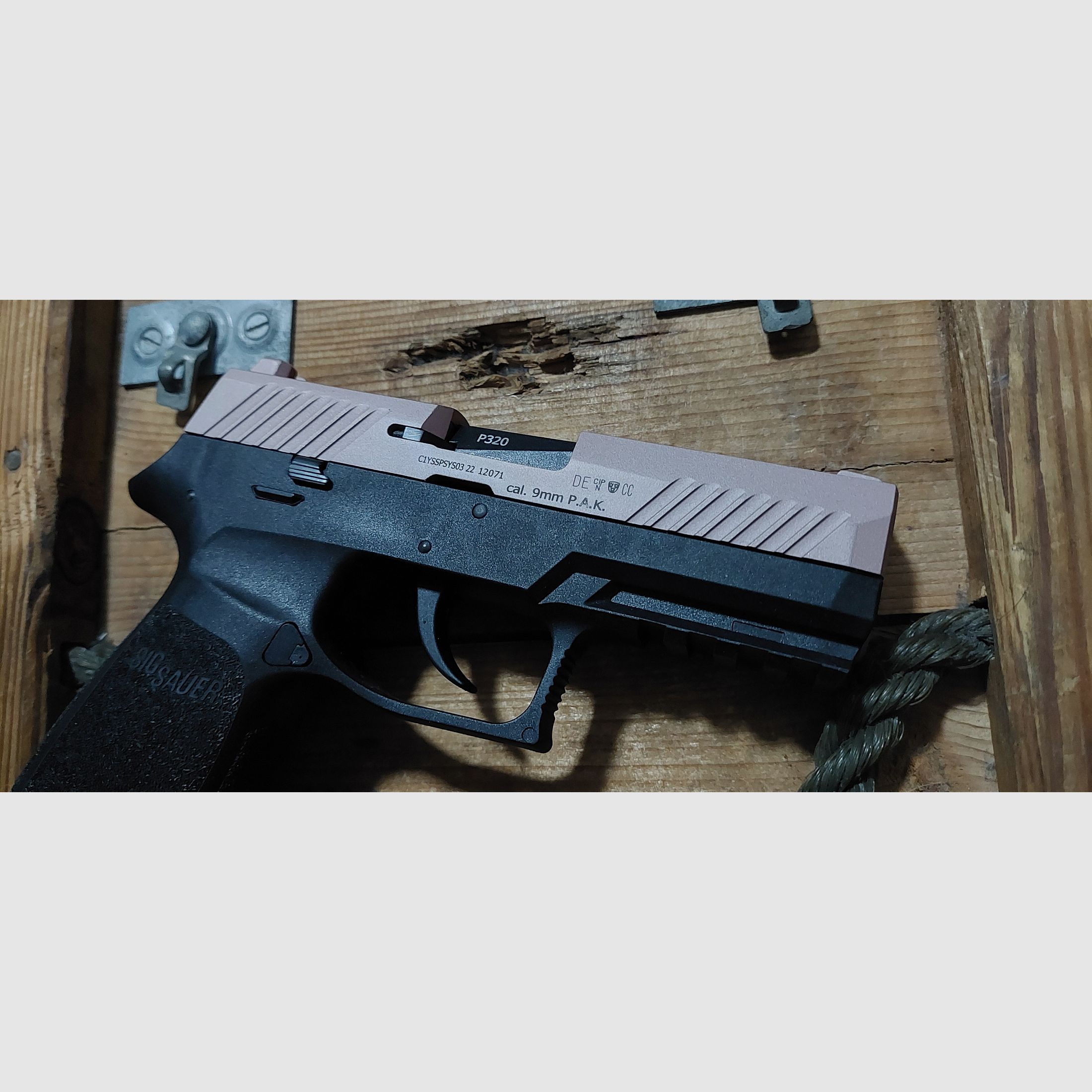 SigSauer P320 "Rosegold" 9 mm P.A.K (PTB 1038) Roségold keine Glock Walther Heckler RG