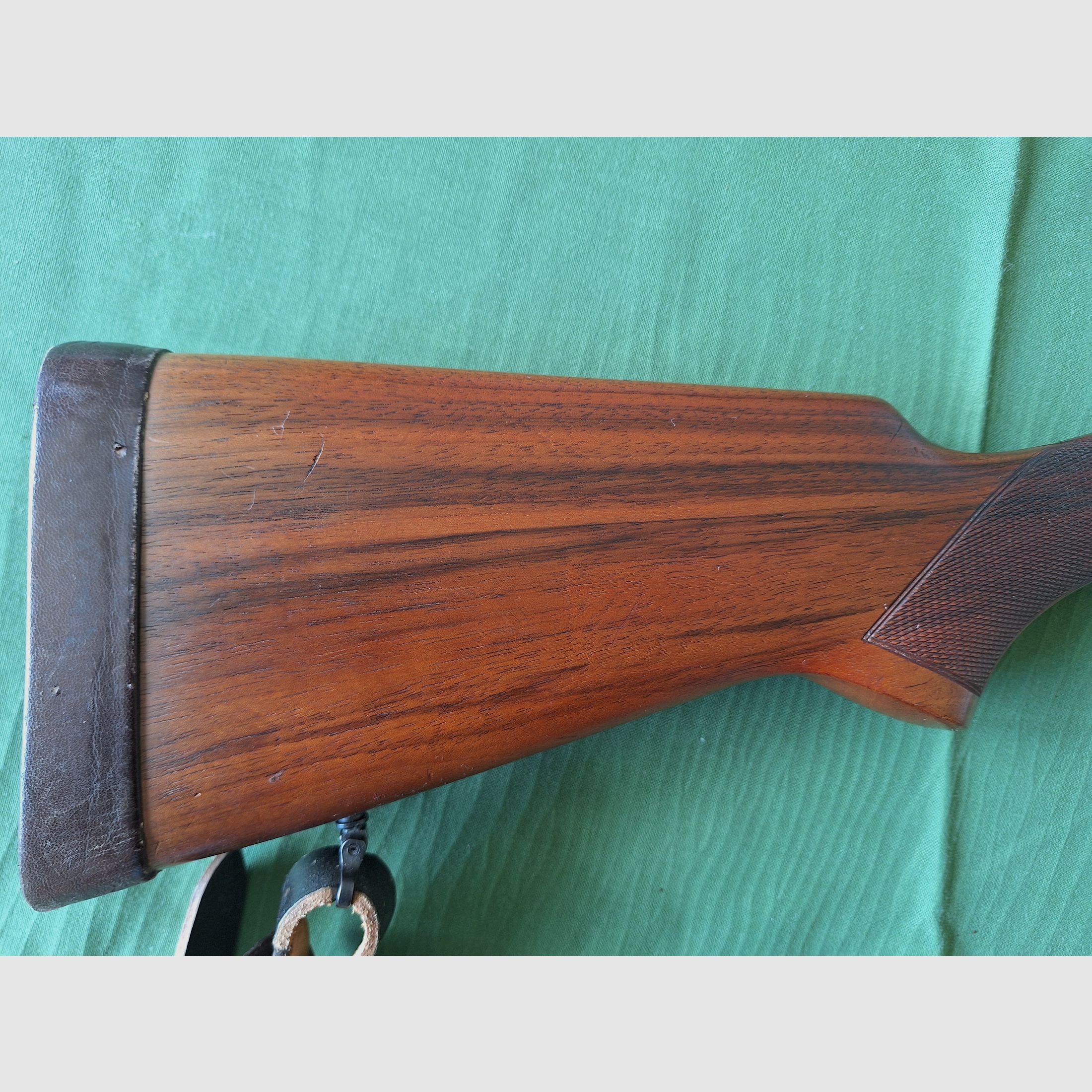 Escopeta de doble cañón superpuesta de Beretta, modelo B25, calibre 12/70