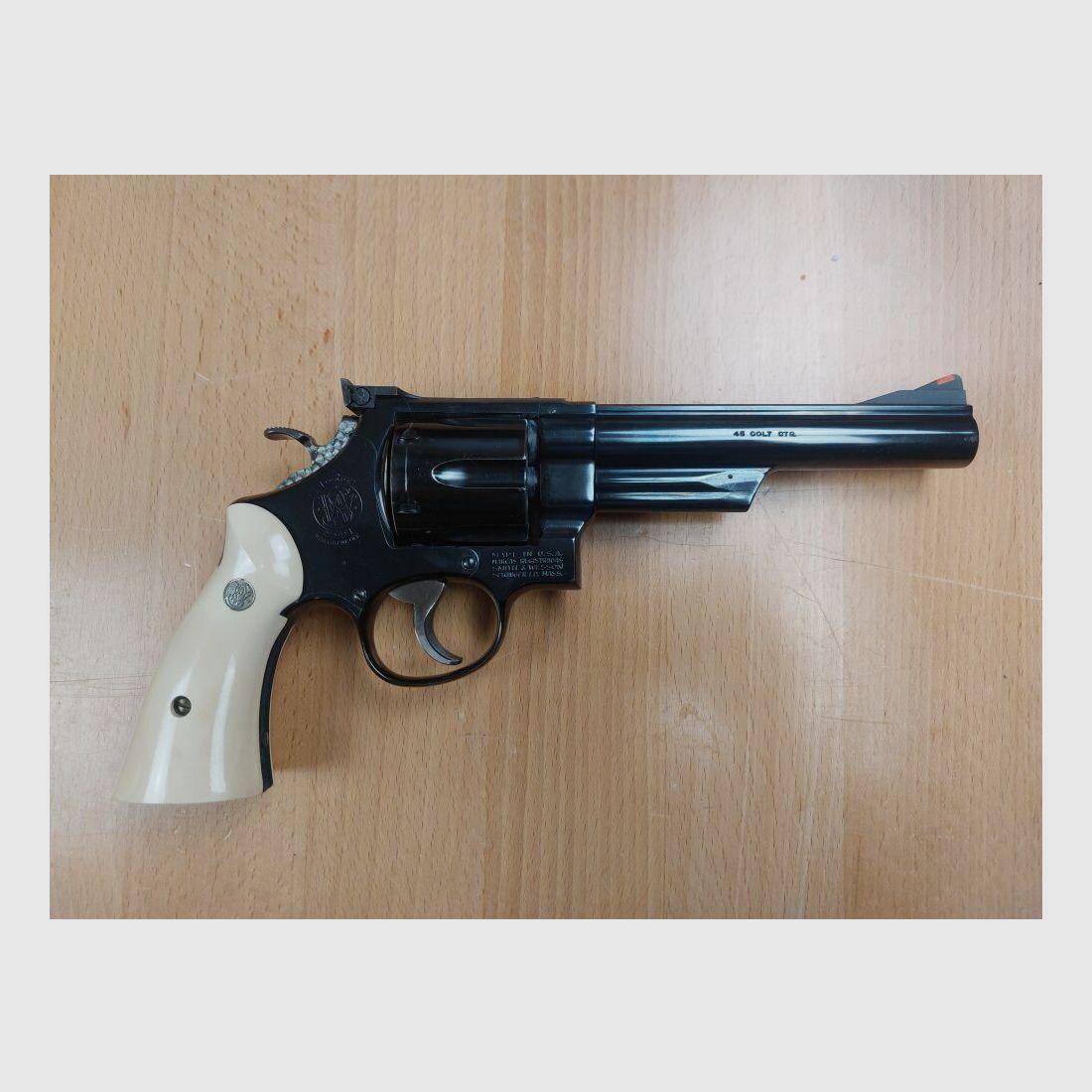 Smith & Wesson, USA M 25-5