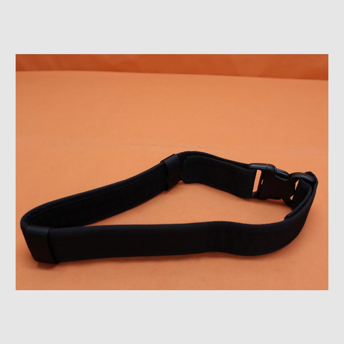 Tasmanian Tiger TT Equipment Belt outer 040 black (7746.040): 50mm Koppel mit Hakenklett-Innenseite Größe M