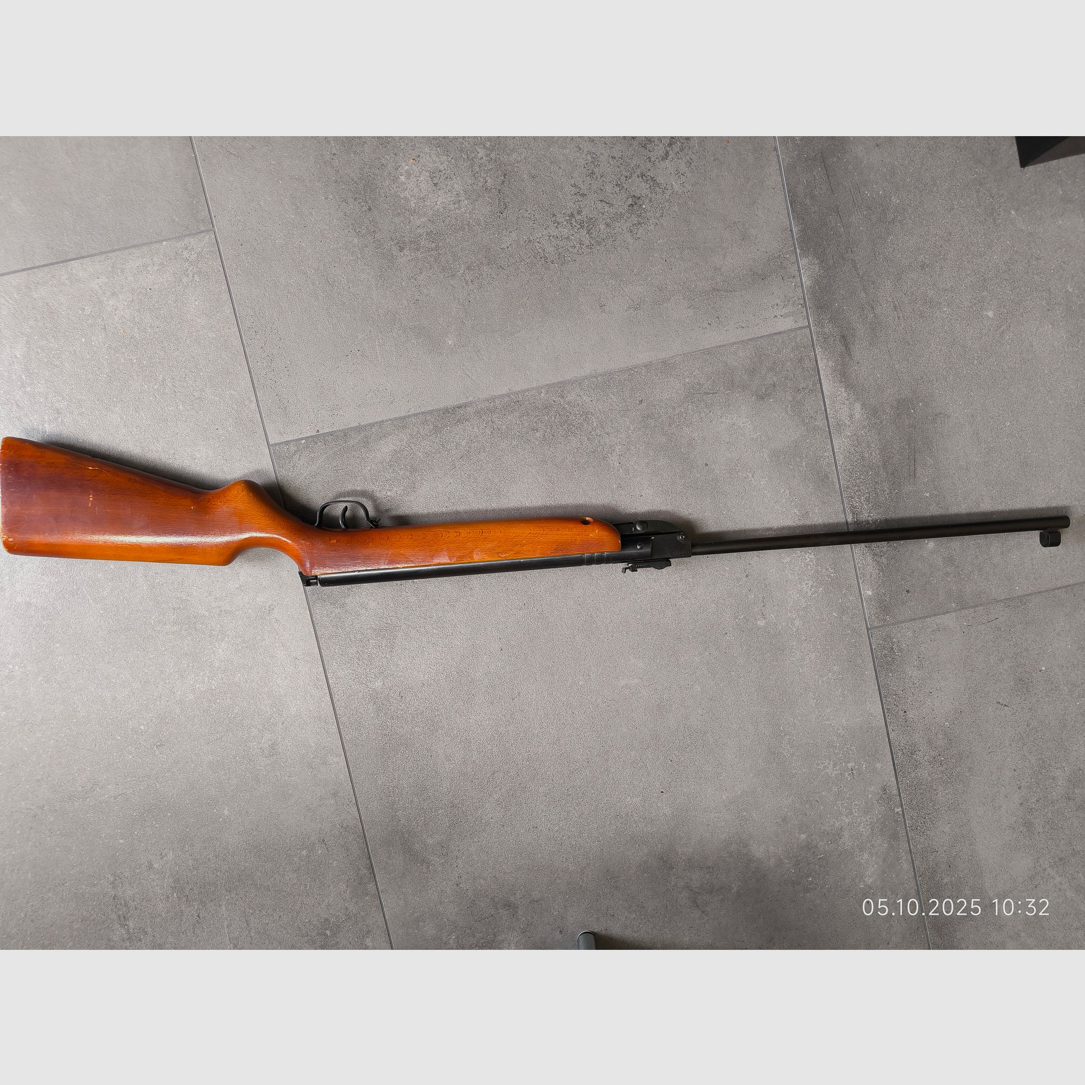 Air rifle