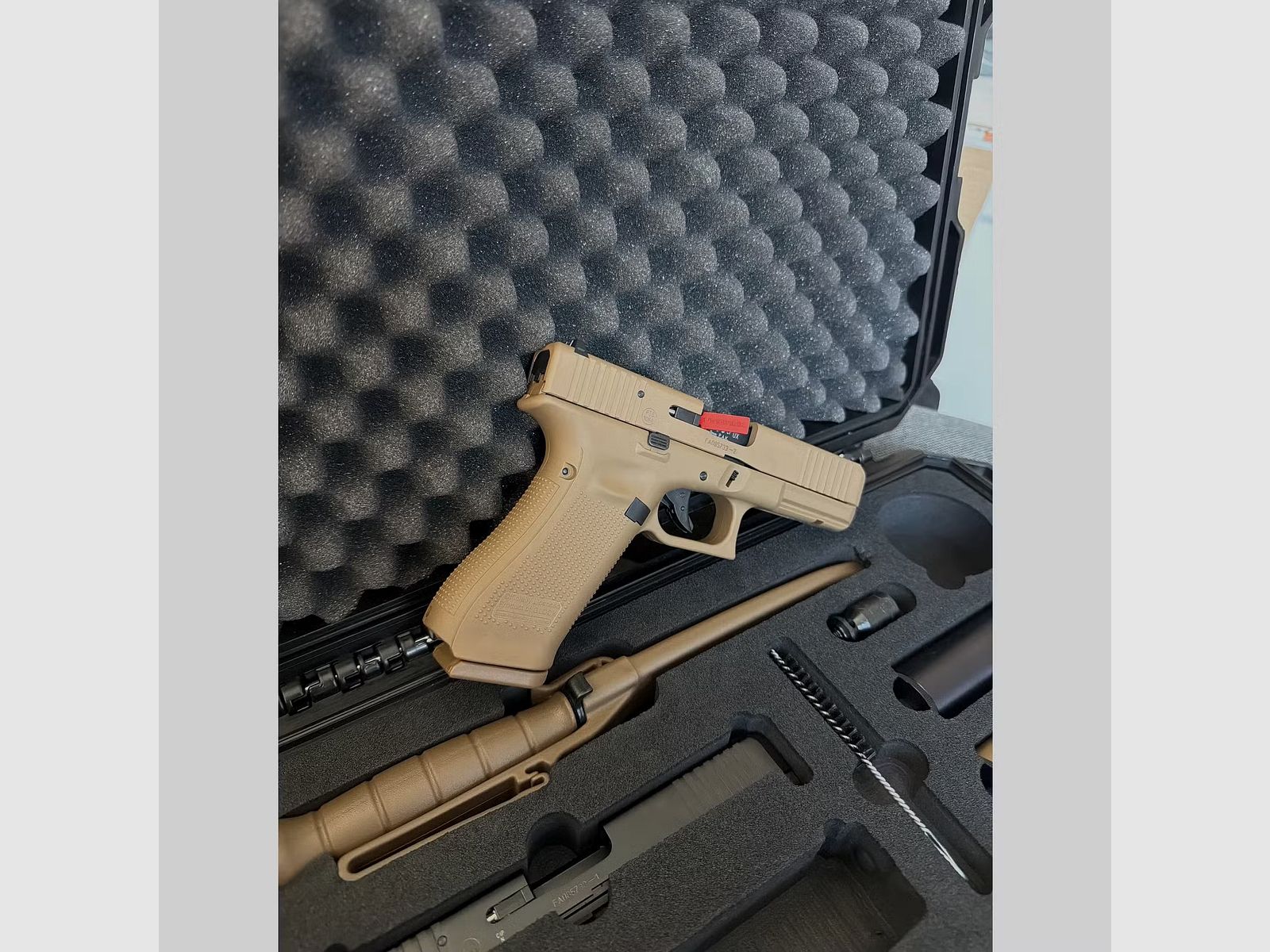 Glock 17 édition spéciale 1/300