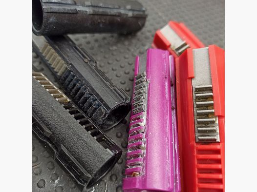 Standard piston with 7 steel teeth (A.N.; Limited)