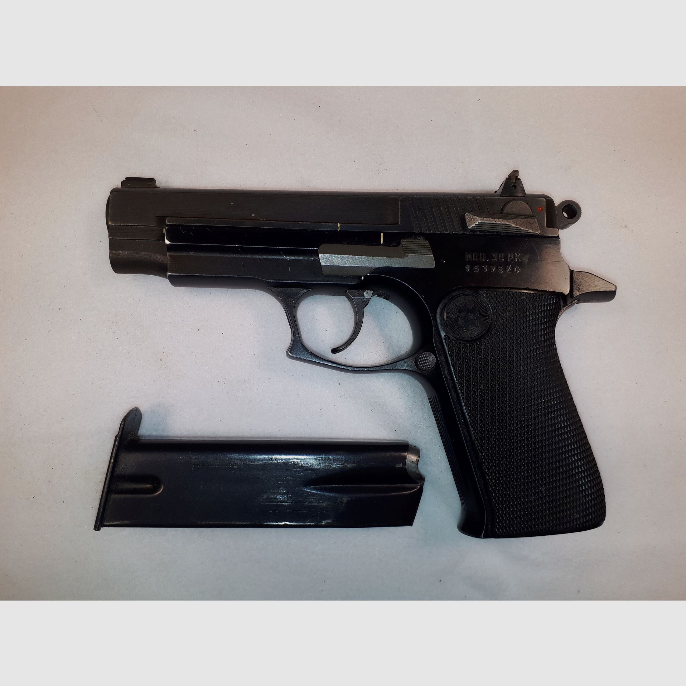 Star  Selbstladepistole , Modell: 30 PK, Kaliber 9mm Luger.