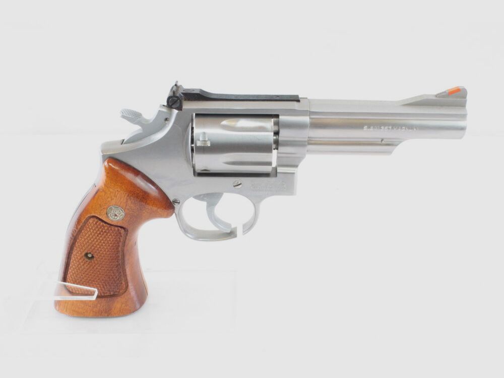 Smith & Wesson 66-3
