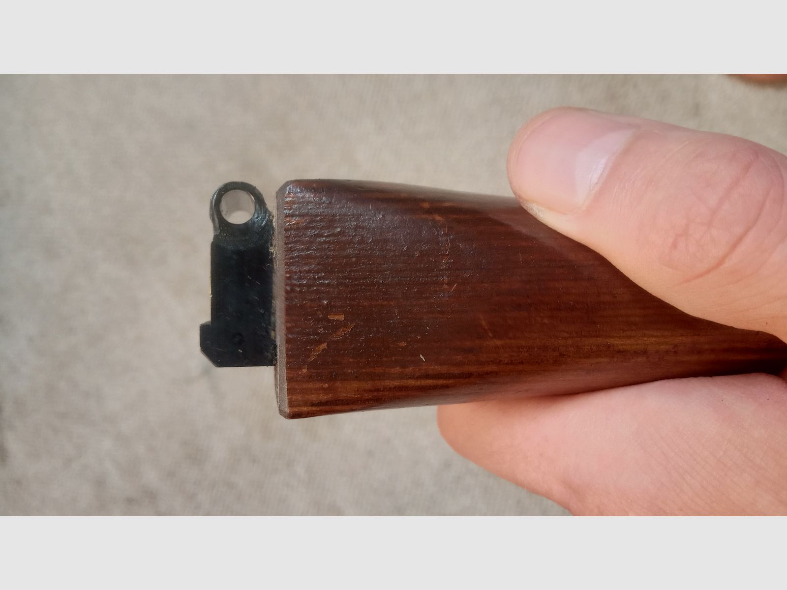 Madera de AK ruso con adaptador para rifle de CO2 Yunker en aspecto de culata fija AK74