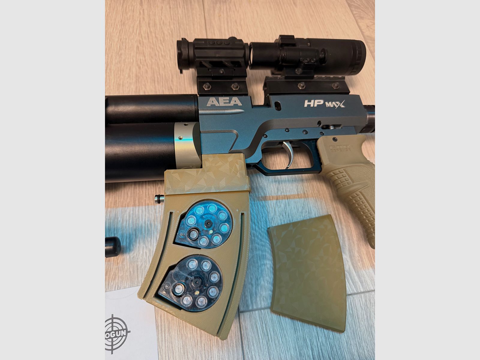 AEA HP-Max MK 1 Kal. .35 9mm F-luchtgeweer pompactie, RED-DOT en opvouwbare vergroting 1-5x (vergroter), tactisch, FAB-schaft, Donny FL, bipod tactisch