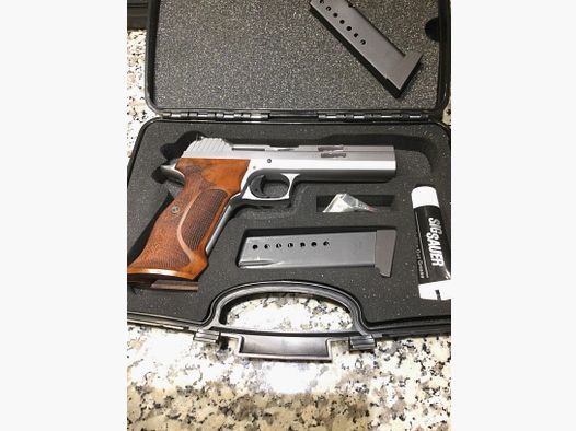 P210 Sig Sauer