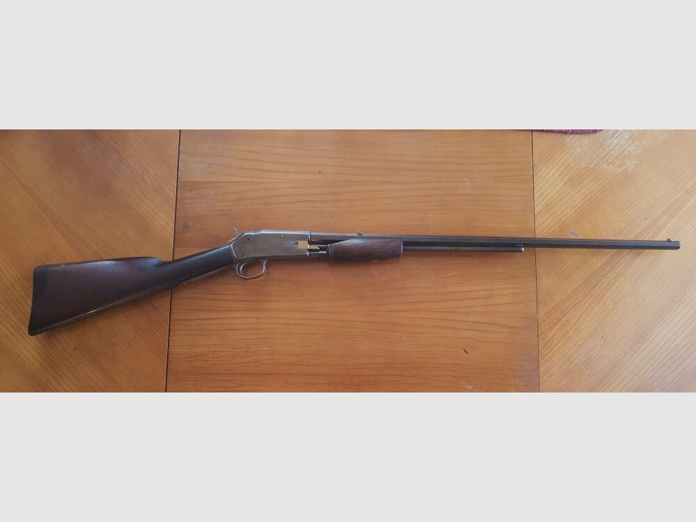 Colt	 Colt Lightning