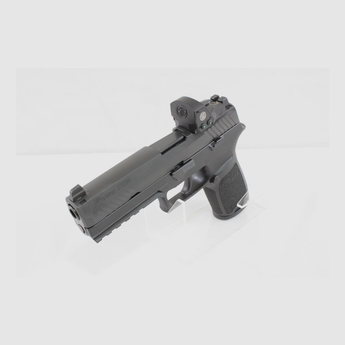 Sig Sauer P320 Fullsize Optic Ready with Red Dot Sight Romeo 1