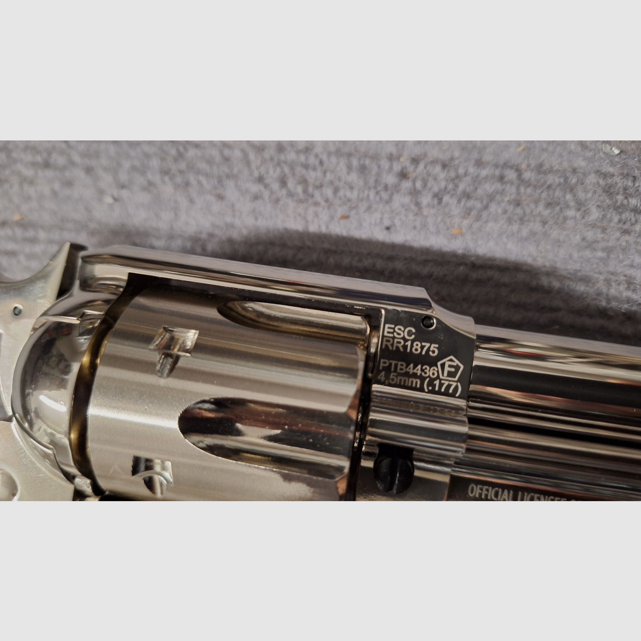 Revolver Co2 Remington 1875 in metallo pieno nichel / ottica avorio 4,5 mm diabolo / pallini in acciaio