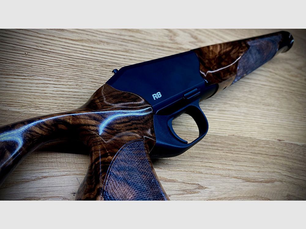 Blaser R8 Success Schäftung / Holzklasse 10 / Super Finish / TRAUMSCHÄFTUNG DER EXTRAKLASSE