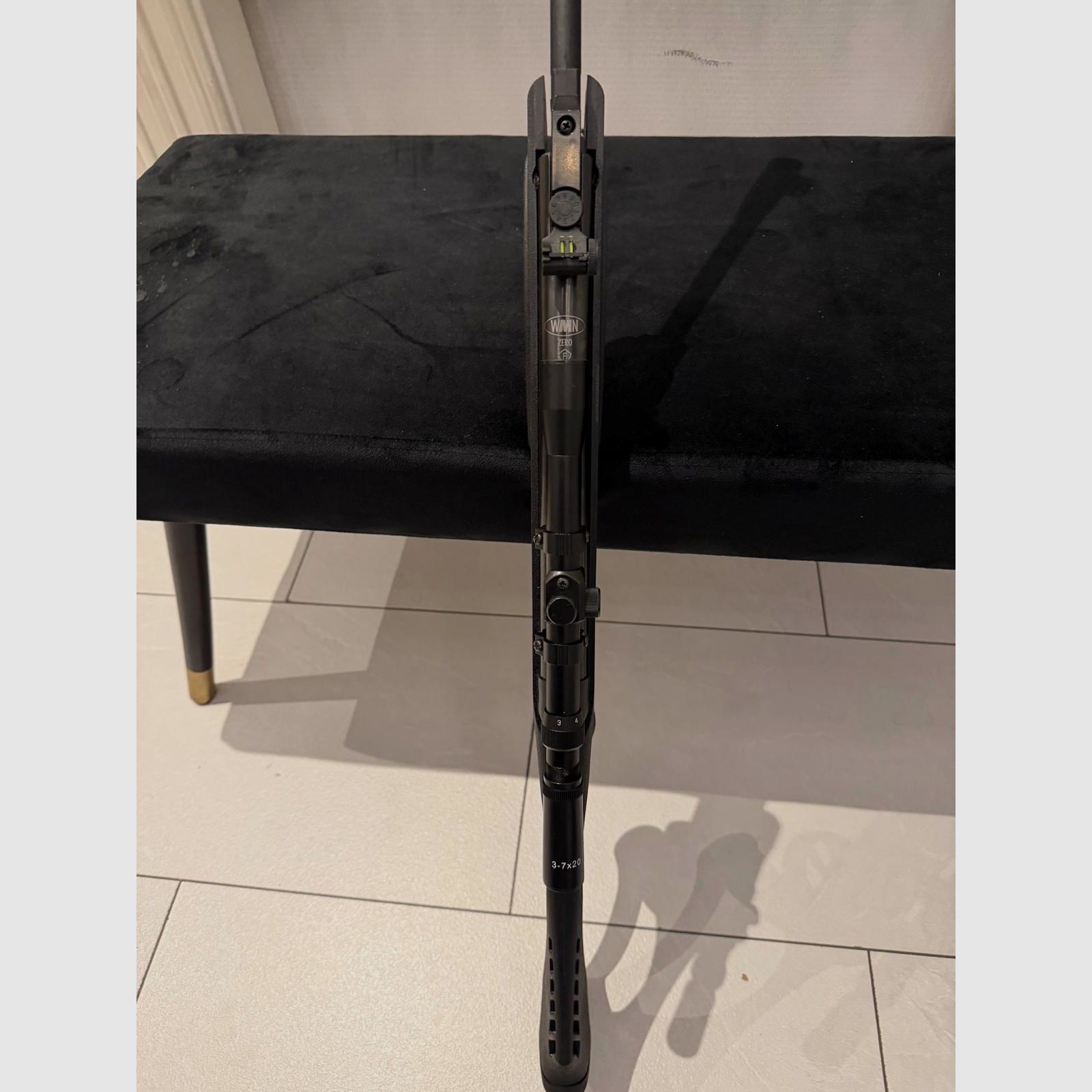 Luftgewehr mit Zielfernrohr – gepflegter Zustand