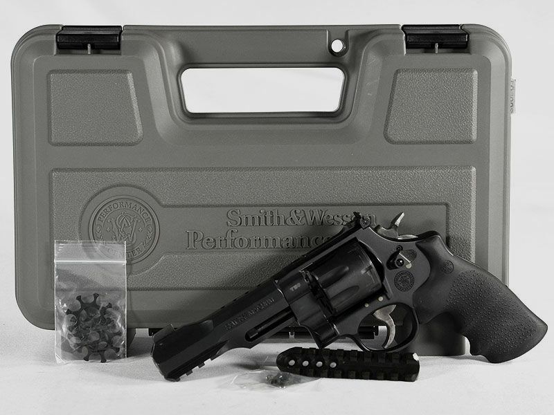 Smith & Wesson M&P R8, 5"-Lauf