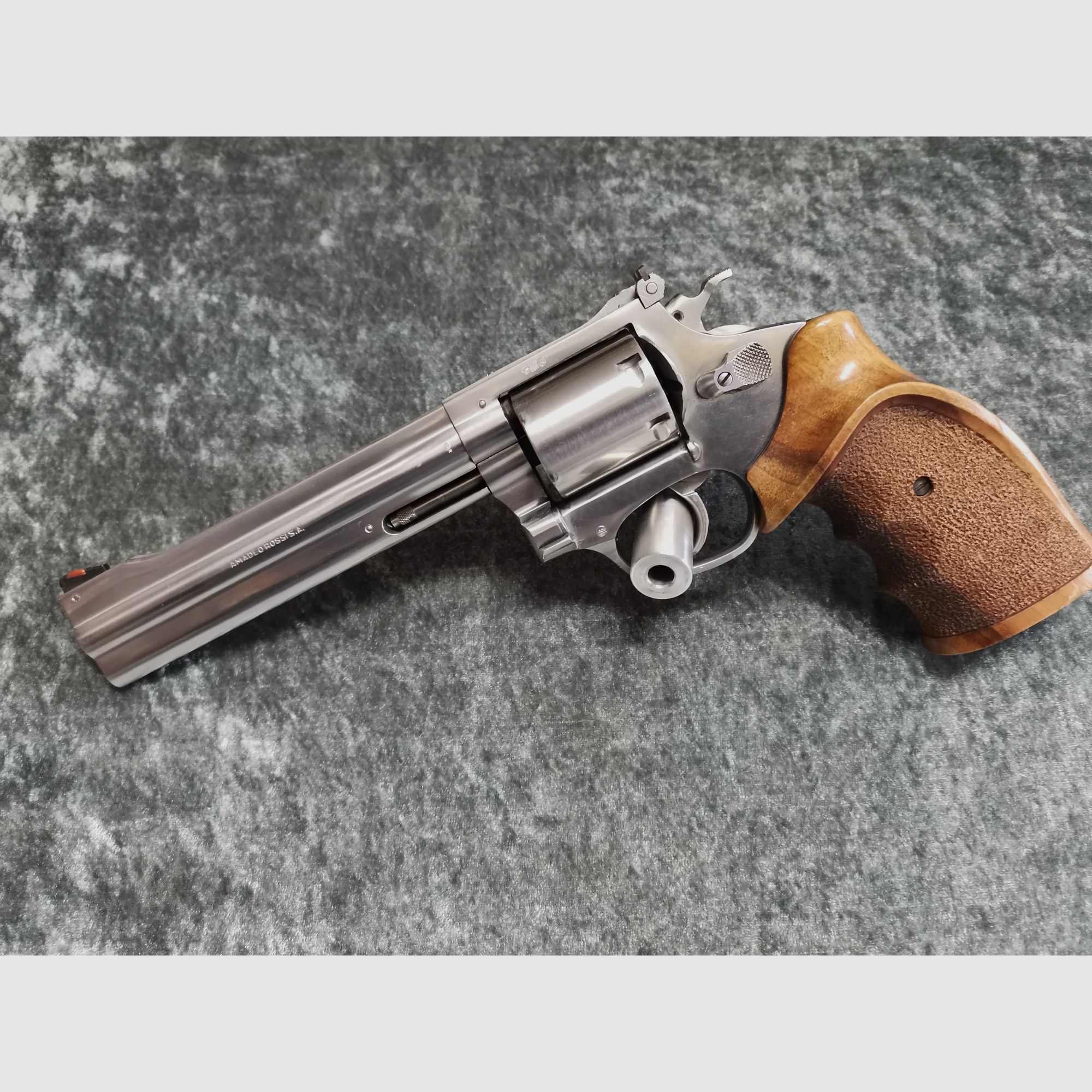 Rossi Mod.713 .357Mag / .38Special Revolver 6" stainless Matchrevolver